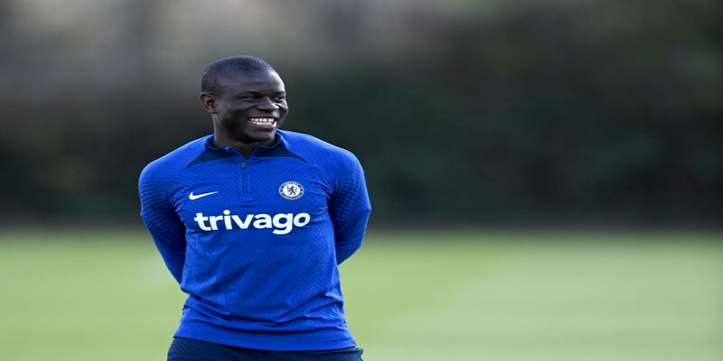 N’Golo Kante rất thành công trên con đường sự nghiệp của anh với mức lương 100 triệu cho 4 mùa  - Top 10 cầu thủ lương cao nhất thế giới