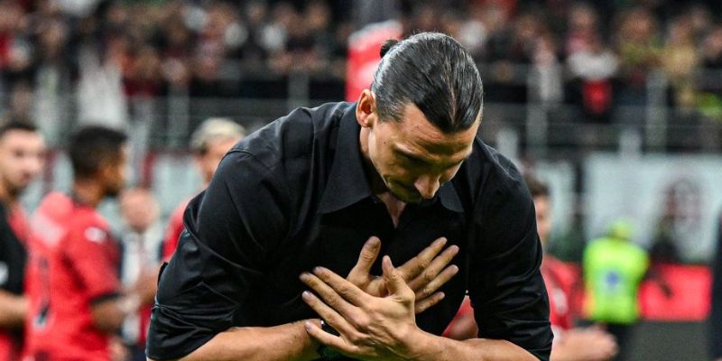 Zlatan Ibrahimovic giải nghệ đã không kìm được nước mắt